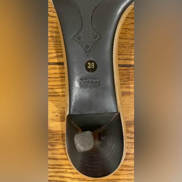 PRADA Kittenheels, size 39, heel height 2 inches - Picture 10 of 13